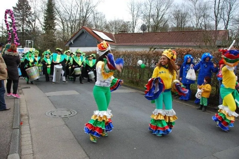 Weiberfastnachtszug 2014